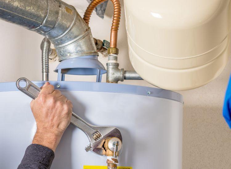 From Drips to Leaks: Common Water Heater Problems in Houston Homes